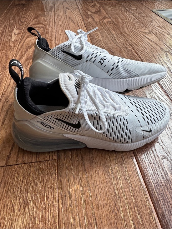 Nike Shoes - Nike womens White and Black Air Max 270 Style Sneakers worn once!